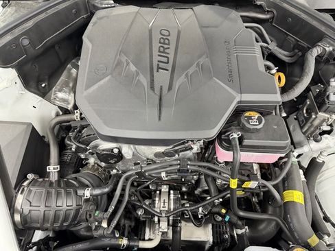 New 2026 Genesis G70 2.5T image 9