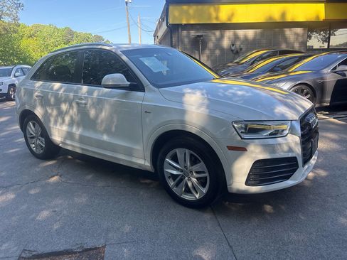 Used 2018 Audi Q3 2.0T Premium AWD/4WD image 4