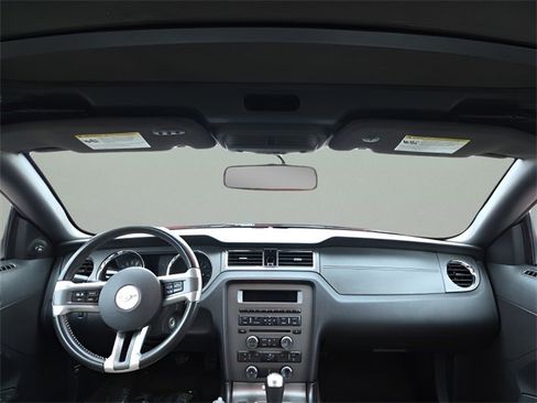 Used 2014 Ford Mustang GT w/ Equipment Group 301A image 10