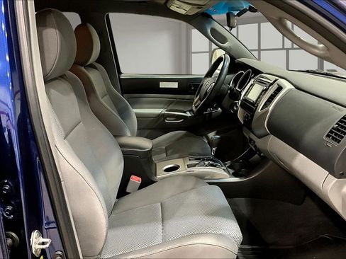 Used 2015 Toyota Tacoma 4x4 Double Cab w/ TRD Off-Road Package image 7