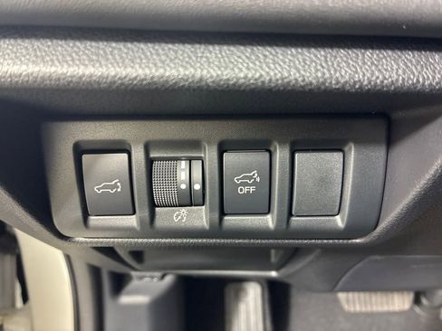 Certified 2025 Subaru Outback Onyx Edition image 24