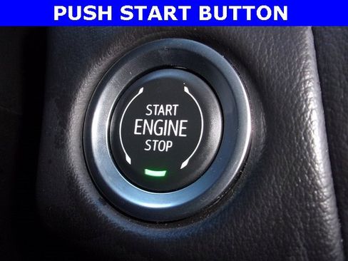 Used 2024 Chevrolet Suburban Premier image 4