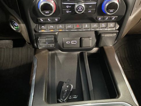 Used 2020 GMC Sierra 1500 Denali w/ Denali Carbonpro Edition image 18