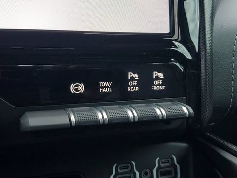 Certified 2024 RAM 2500 Limited AWD/4WD image 34