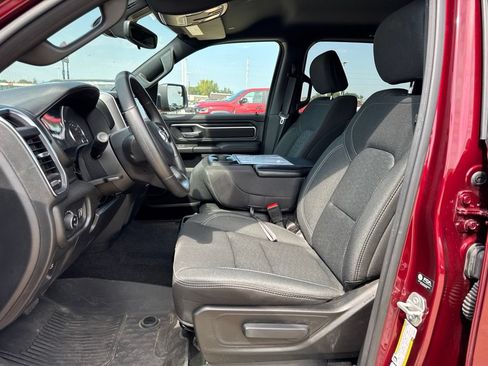 Used 2025 RAM 1500 Big Horn AWD/4WD image 12