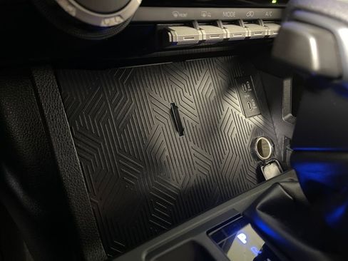 Used 2025 Toyota 4Runner SR5 image 30