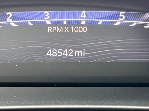 Used 2023 Jeep Grand Cherokee L Laredo image 8