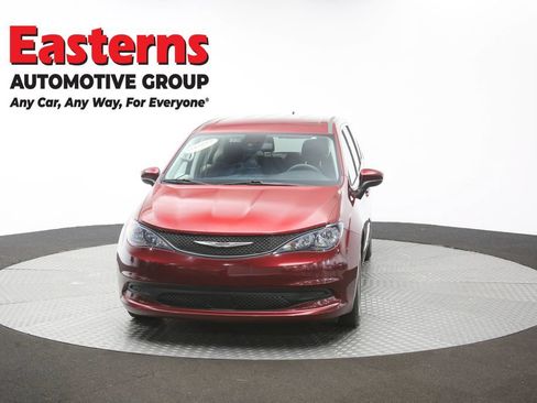 Used 2023 Chrysler Voyager LX FWD image 49
