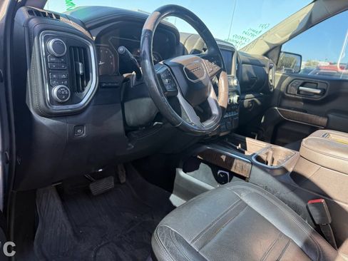 Used 2019 GMC Sierra 1500 Denali w/ Denali Ultimate Package AWD/4WD image 19
