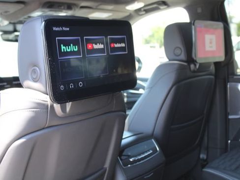 Used 2023 Cadillac Escalade V AWD/4WD image 43