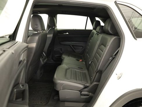 Used 2020 Volkswagen Atlas Cross Sport SEL Premium image 35