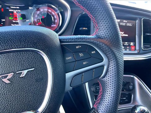 Used 2018 Dodge Challenger SRT Hellcat image 21