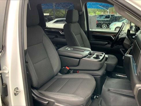 Used 2024 Chevrolet Silverado 2500 LT image 7