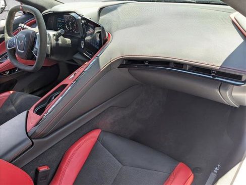 Used 2025 Chevrolet Corvette Stingray Preferred Conv w/ Z51 Performance Package RWD image 19