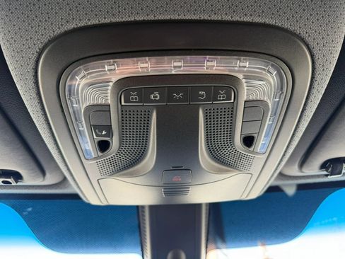 Used 2022 Mercedes-Benz Sprinter 3500 image 35