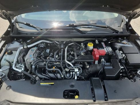 Used 2024 Nissan Sentra S FWD image 21