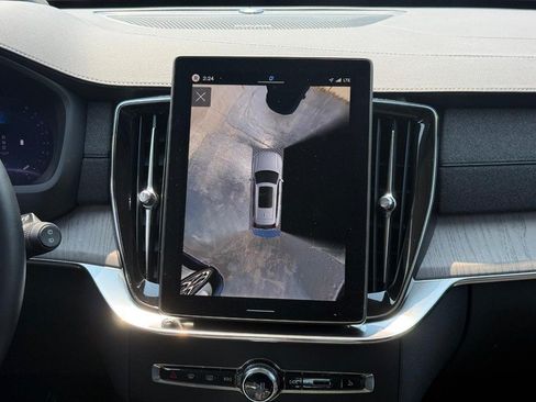Certified 2026 Volvo XC90 B6 Ultra AWD/4WD image 16