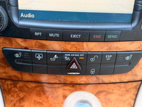 Used 2006 Mercedes-Benz E 320 CDI Sedan image 22