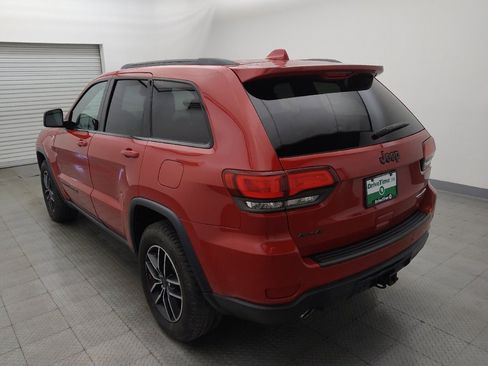 Used 2019 Jeep Grand Cherokee Trailhawk AWD/4WD image 5