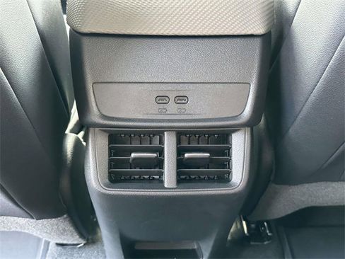 New 2026 Chevrolet Equinox LT w/ Convenience Package II image 14