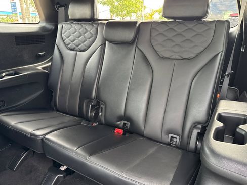 Used 2021 Hyundai Palisade Calligraphy image 15