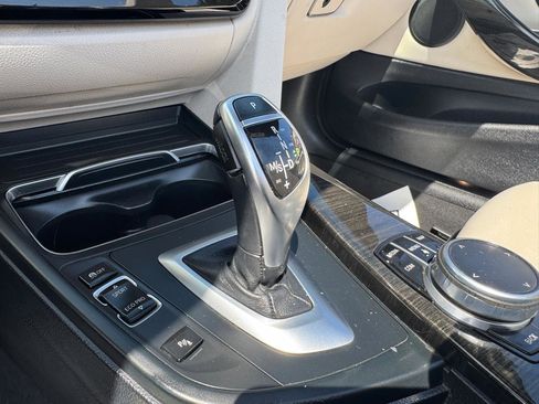 Used 2018 BMW 430i Convertible image 31