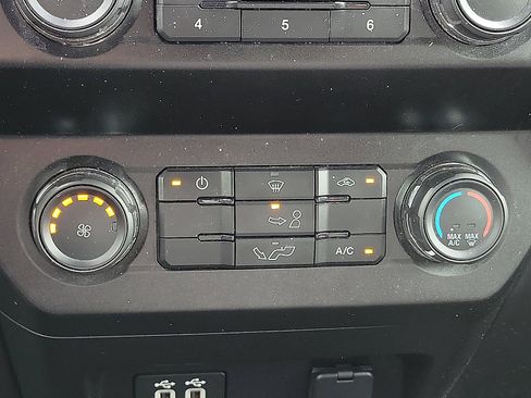 Used 2020 Ford F150 XLT AWD/4WD image 15