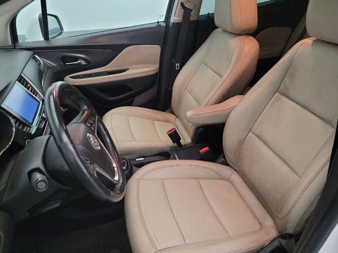 Used 2018 Buick Encore Premium w/ Experience Buick Package image 17