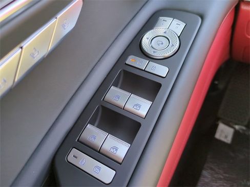 New 2026 Genesis GV80 3.5T e-SC image 22