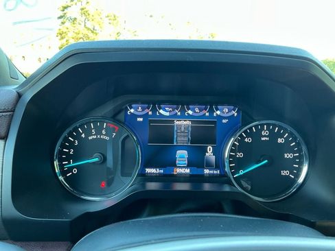 Used 2022 Ford Expedition Limited AWD/4WD image 16