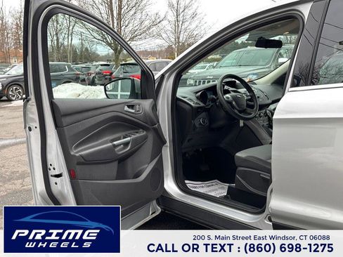 Used 2015 Ford Escape SE image 9