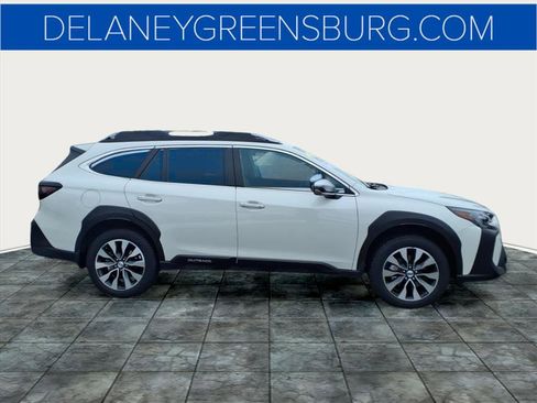 Used 2023 Subaru Outback Touring XT image 2