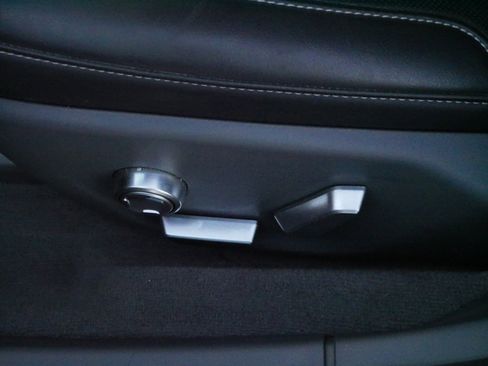 Used 2024 Lucid Air Touring image 20