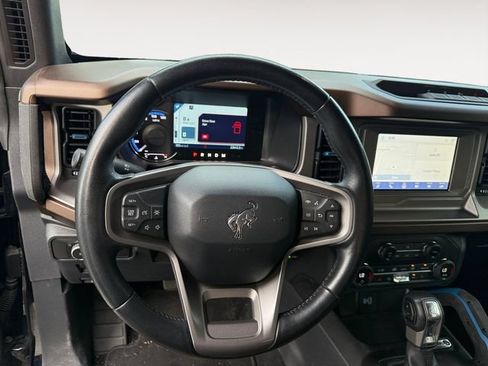 Used 2021 Ford Bronco Outer Banks AWD/4WD image 6
