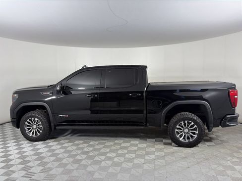 Used 2023 GMC Sierra 1500 AT4 w/ AT4 Premium Package AWD/4WD image 4