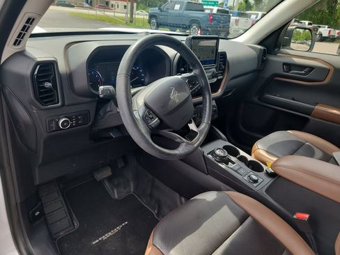 Certified 2023 Ford Bronco Sport Badlands w/ Premium Package AWD/4WD image 15