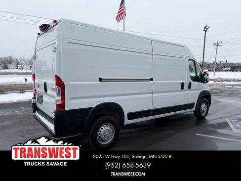 Used 2025 RAM ProMaster 2500 w/ Convenience Group FWD image 5