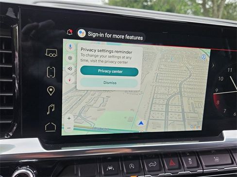 Used 2025 GMC Sierra 1500 SLT image 8