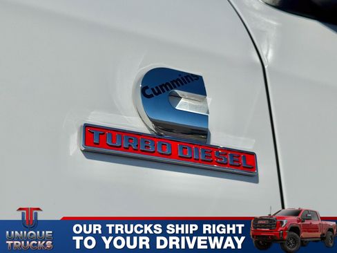 Used 2024 RAM 3500 Laramie image 11