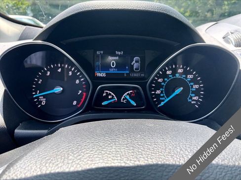 Used 2014 Ford Escape Titanium w/ Equipment Group 401A AWD/4WD image 18