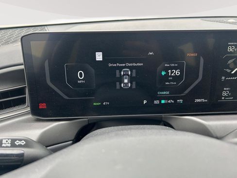 Used 2024 Kia EV9 Wind image 9