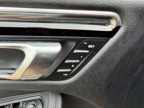 Used 2023 Porsche Macan Turbo image 20