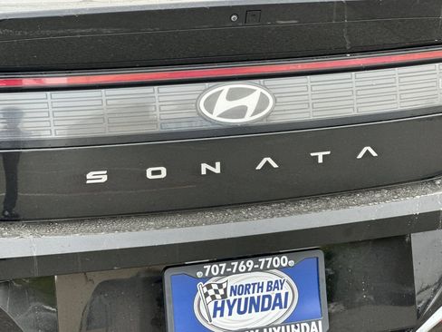 Used 2025 Hyundai Sonata SEL FWD image 31