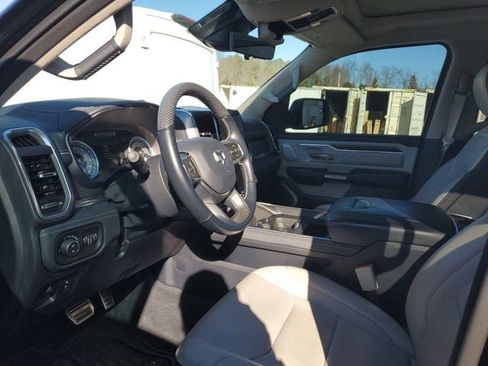 Used 2022 RAM 1500 Limited image 7