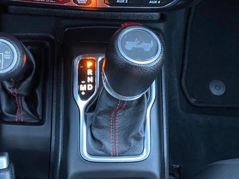 Used 2022 Jeep Wrangler Unlimited Rubicon w/ LED Lighting Group image 20