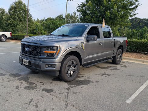 Certified 2025 Ford F150 STX w/ Equipment Group 200A AWD/4WD image 8