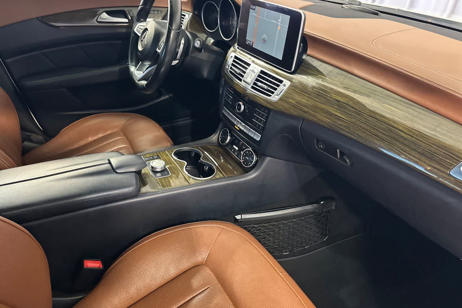 Used 2015 Mercedes-Benz CLS 400 image 18