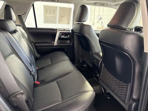 Used 2023 Toyota 4Runner Limited AWD/4WD image 40