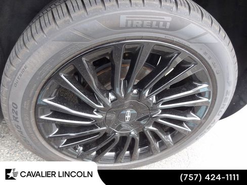 Used 2021 Lincoln Corsair Reserve w/ Equipment Group 201A AWD/4WD image 12