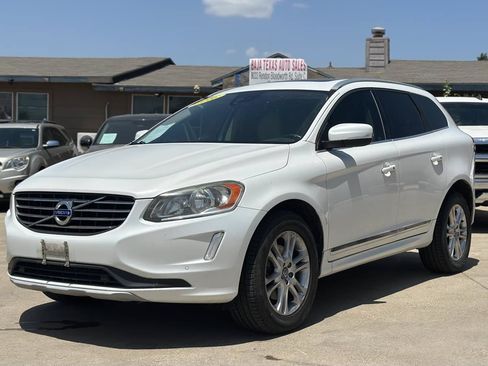 Used 2016 Volvo XC60 T5 Premier w/ Proximity Package FWD image 2